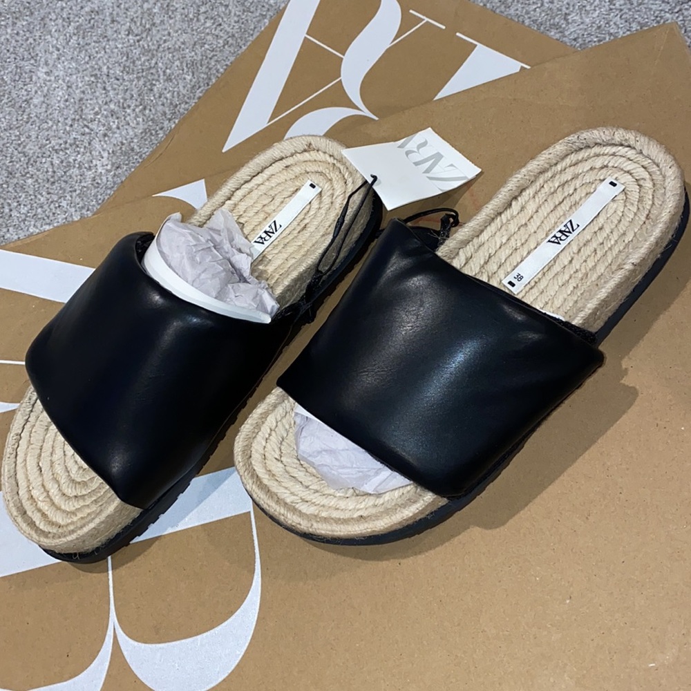 𝗡𝗪𝗧 𝗭𝗮𝗿𝗮 • Low-heel Quilted Jute Sandals